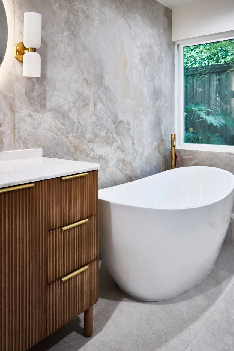 Bathroom by AIM Builders